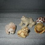 Лягушки из кости и под кость - моя слабость. Вообще люблю металл, кость и дерево Very Happy