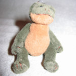 Cовсем небольшая. Это украшения для мобильно телефона