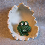 Этого сделал мой сынSmile Не судите строго. Назвал "Вылупился!"